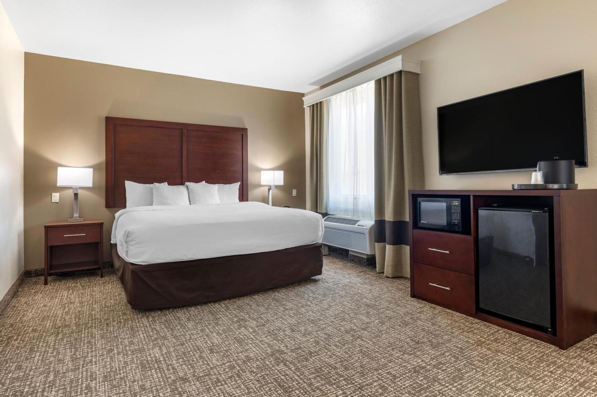 Comfort Inn & Suites Near Lake Lewisville Корінт Номер фото