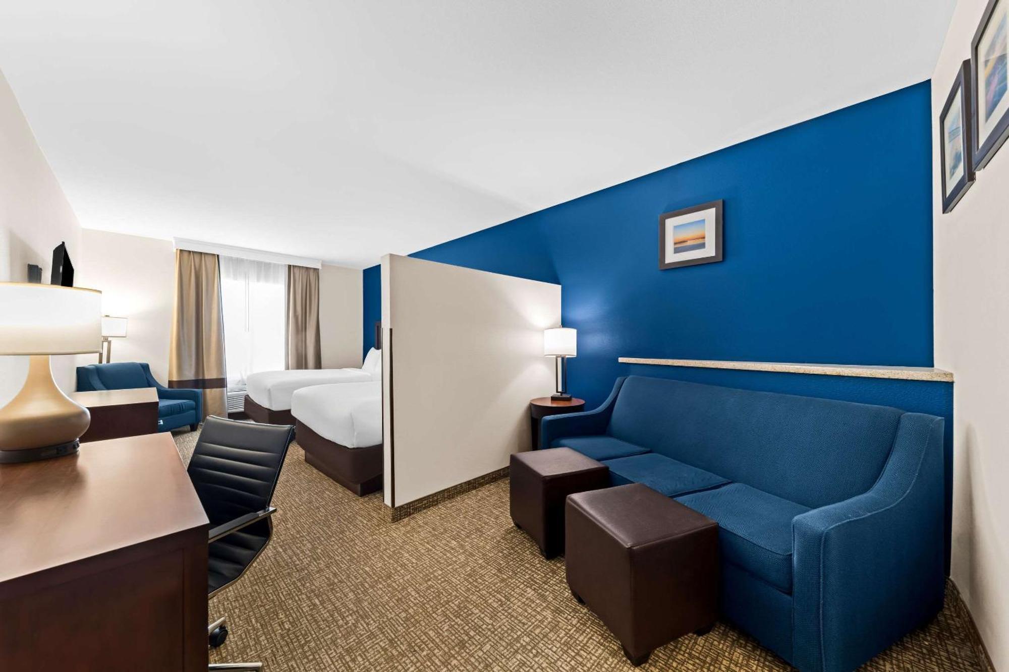 Comfort Inn & Suites Near Lake Lewisville Корінт Екстер'єр фото