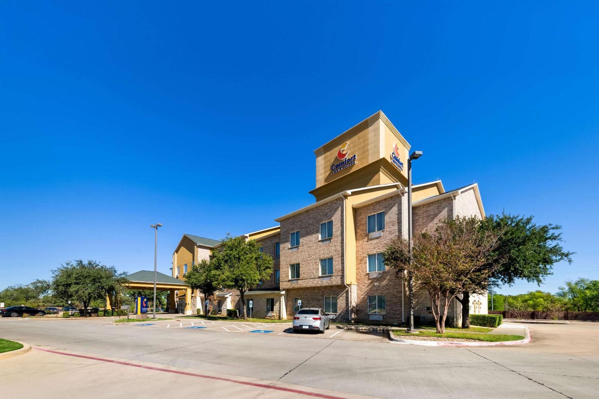 Comfort Inn & Suites Near Lake Lewisville Корінт Екстер'єр фото