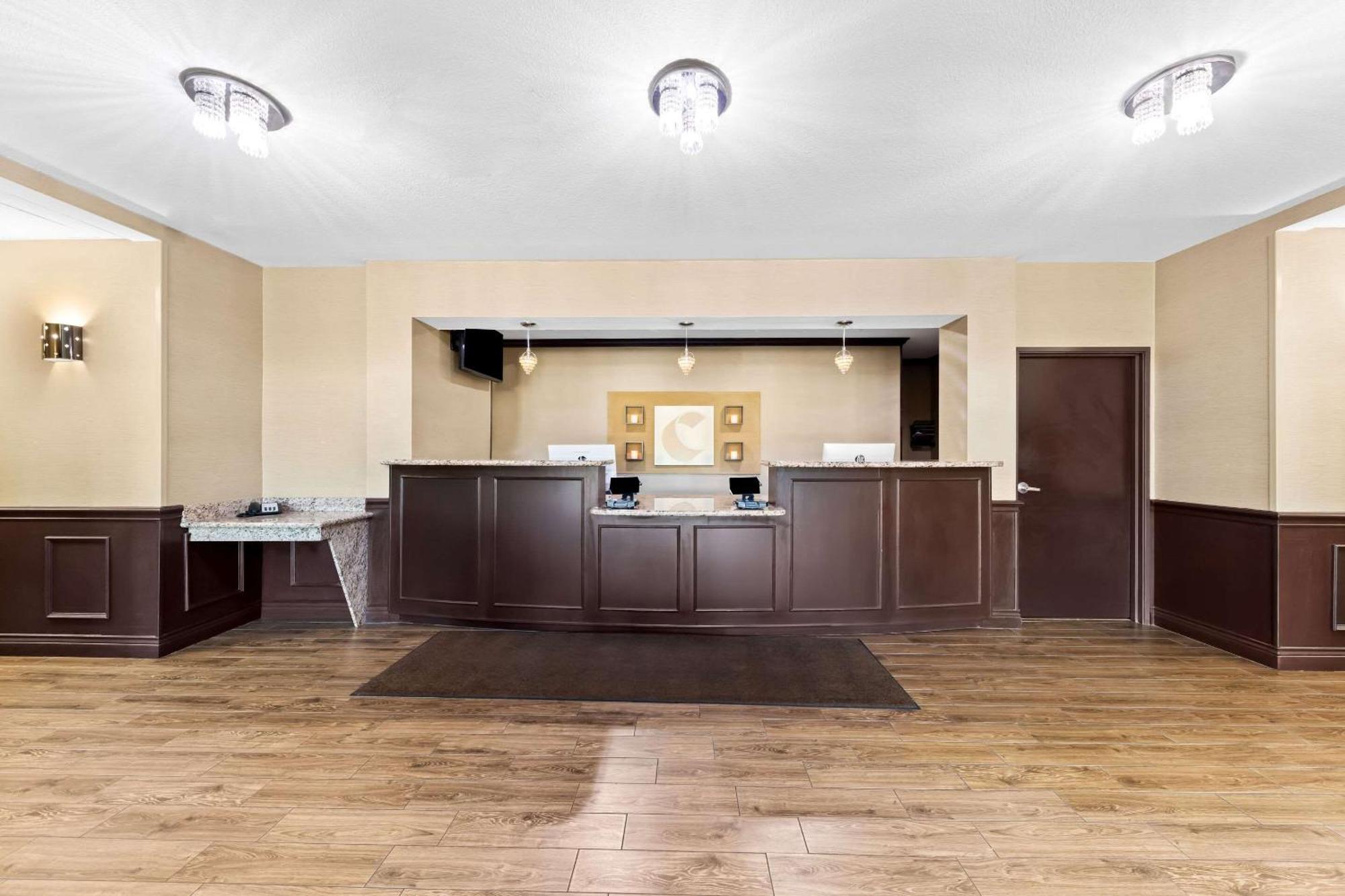 Comfort Inn & Suites Near Lake Lewisville Корінт Екстер'єр фото