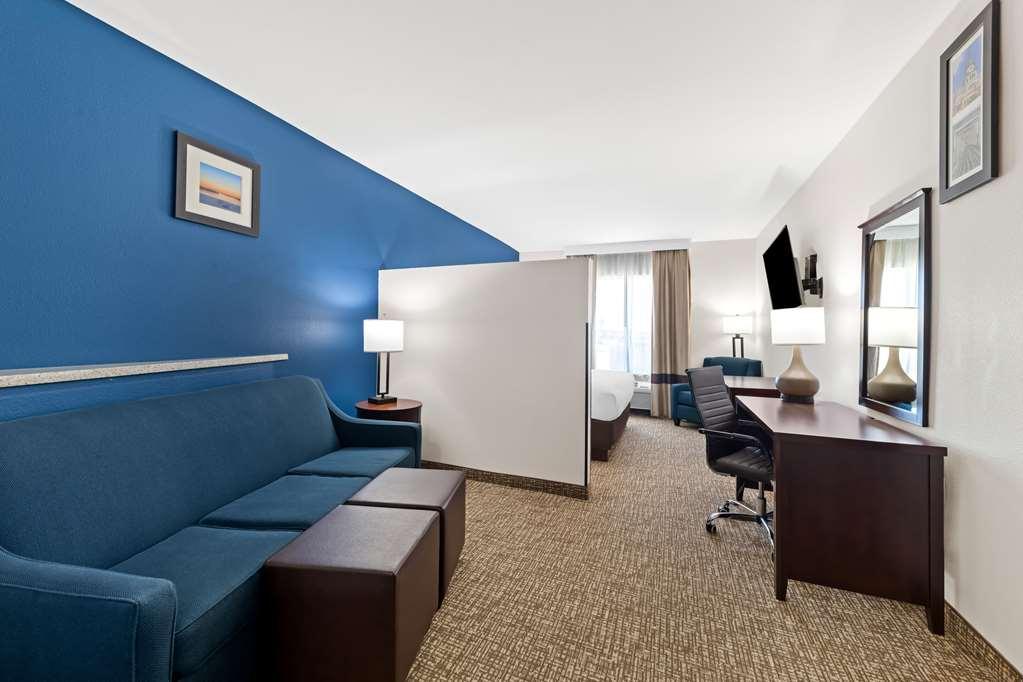 Comfort Inn & Suites Near Lake Lewisville Корінт Номер фото